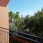 Sunny Retreat Luz